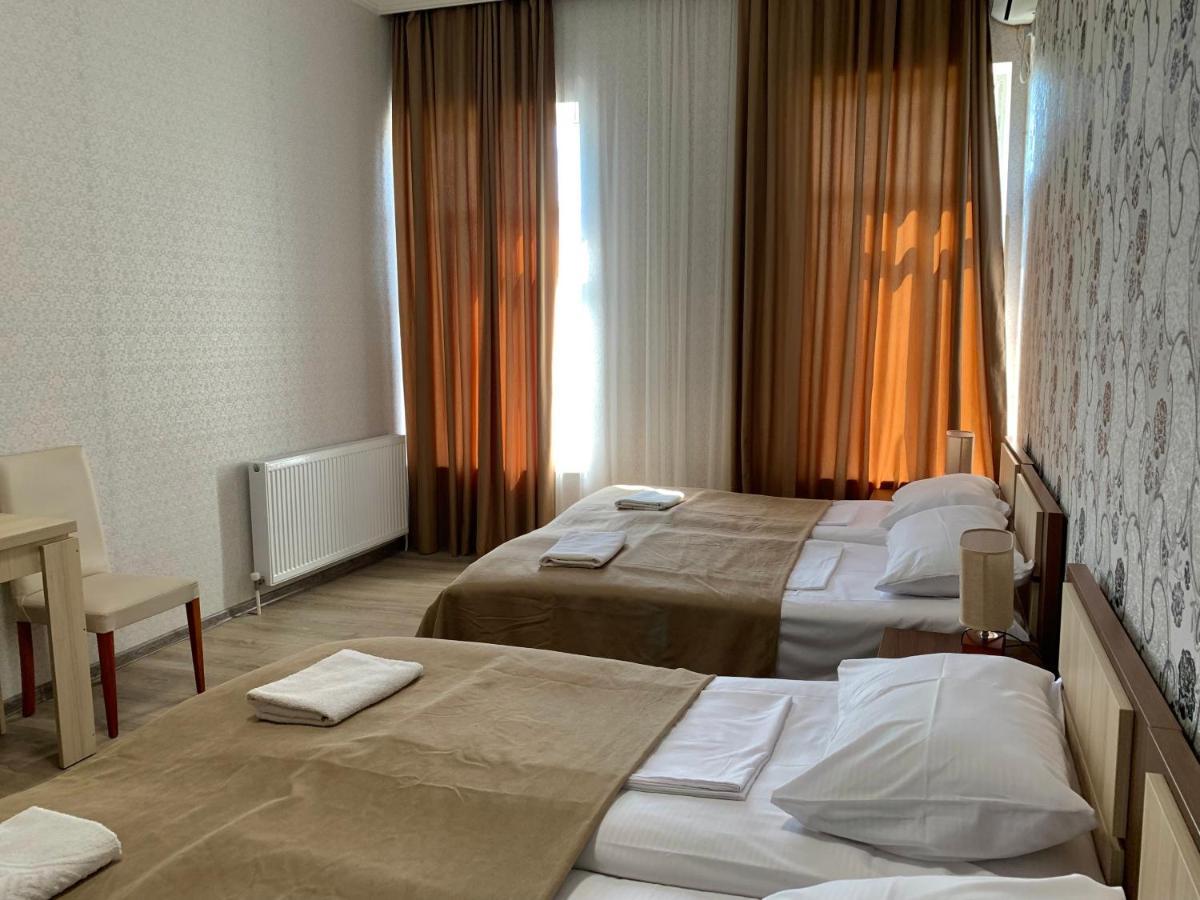 Hotel Red Bridge Kutaisi Exterior photo