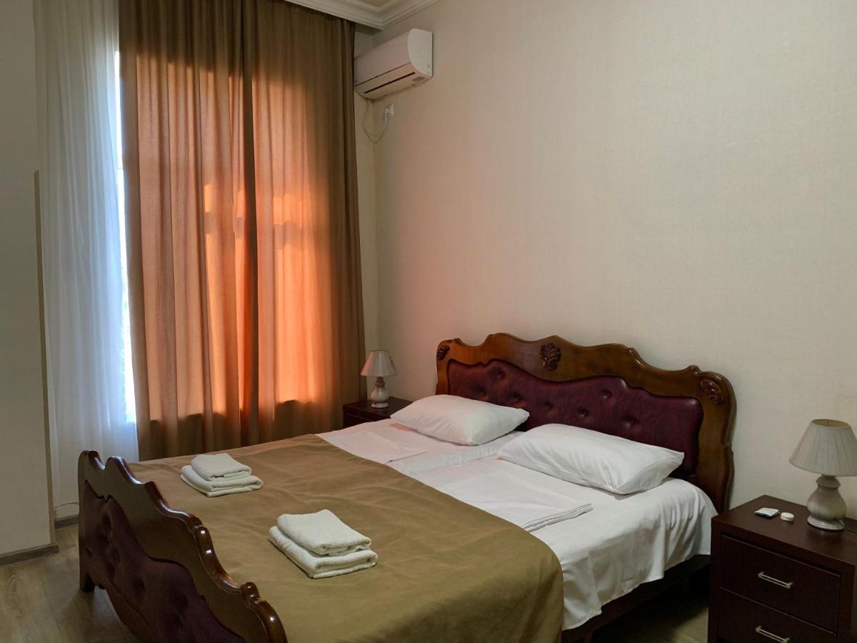 Hotel Red Bridge Kutaisi Exterior photo